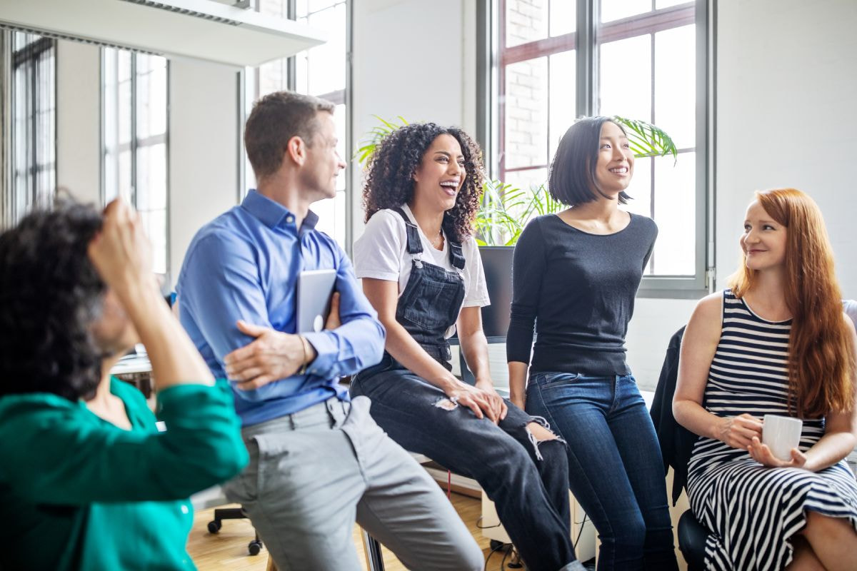 Felicidade no trabalho: o que é e como o RH pode ajudar a promover